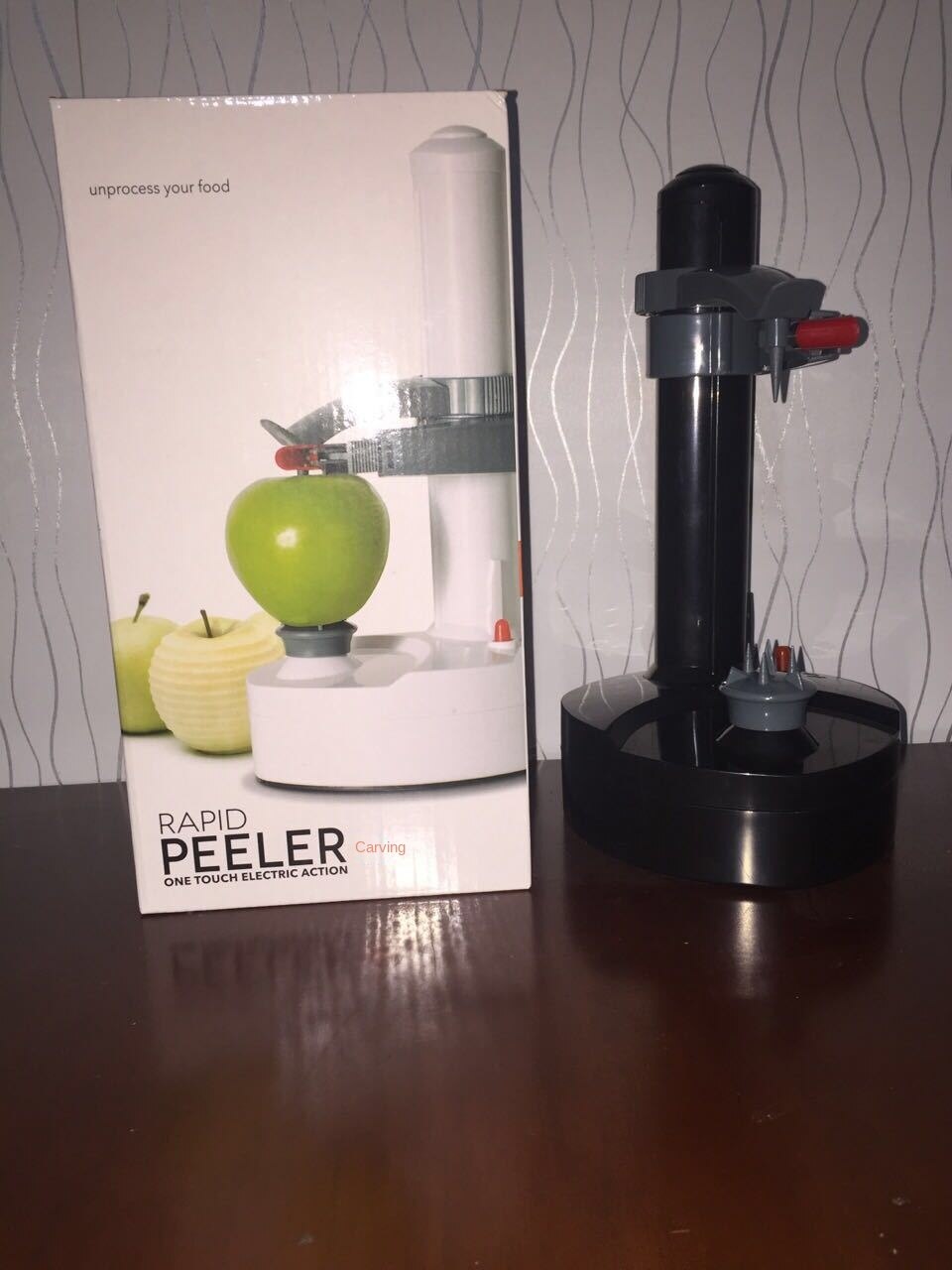 Multi-functional automatic fruit and potato peeler kitchen appliance